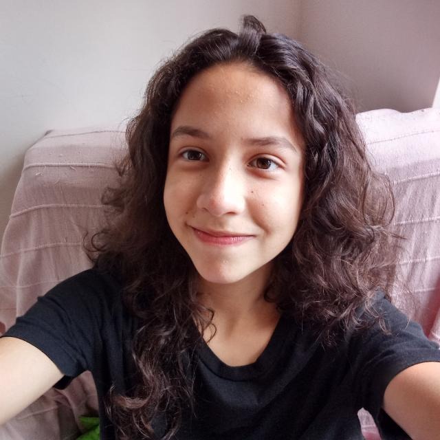 Isadora Assumpção